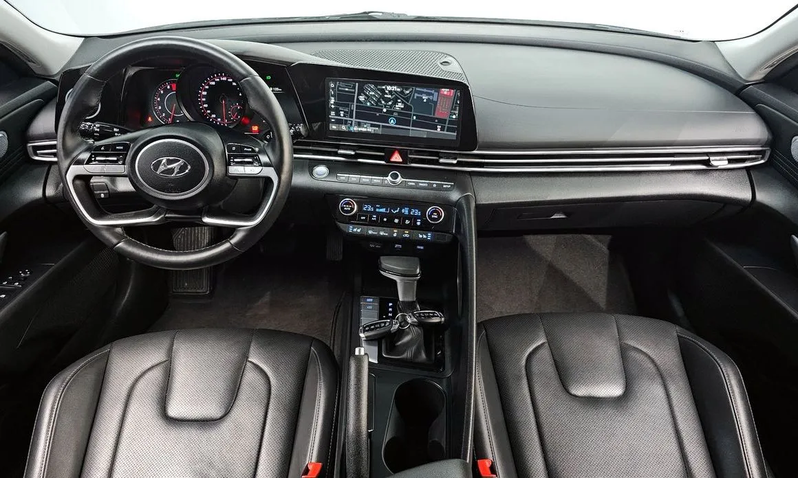 Hyundai AVANTE — фото 6