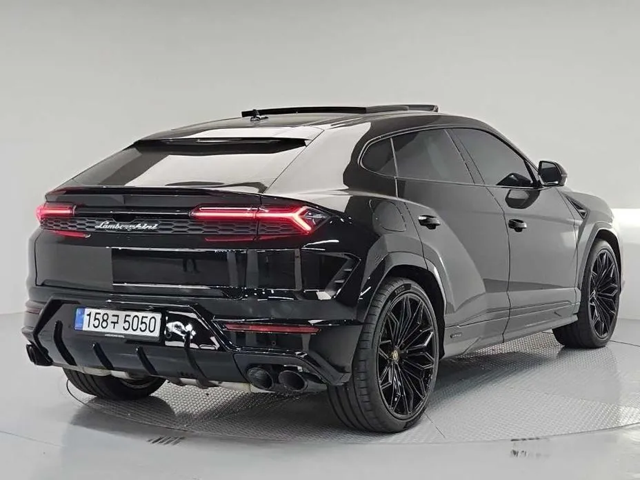Lamborghini Urus — фото 7