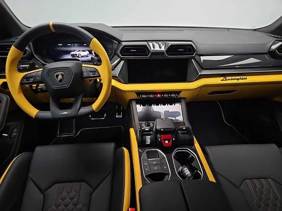 Lamborghini Urus — фото 2