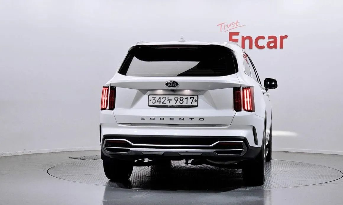 Kia Sorento — фото 3