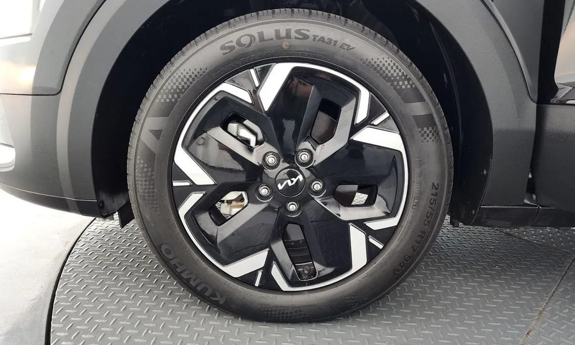 Kia Niro — фото 10