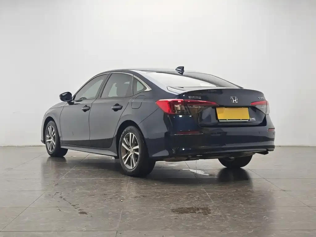 Honda Civic — фото 5