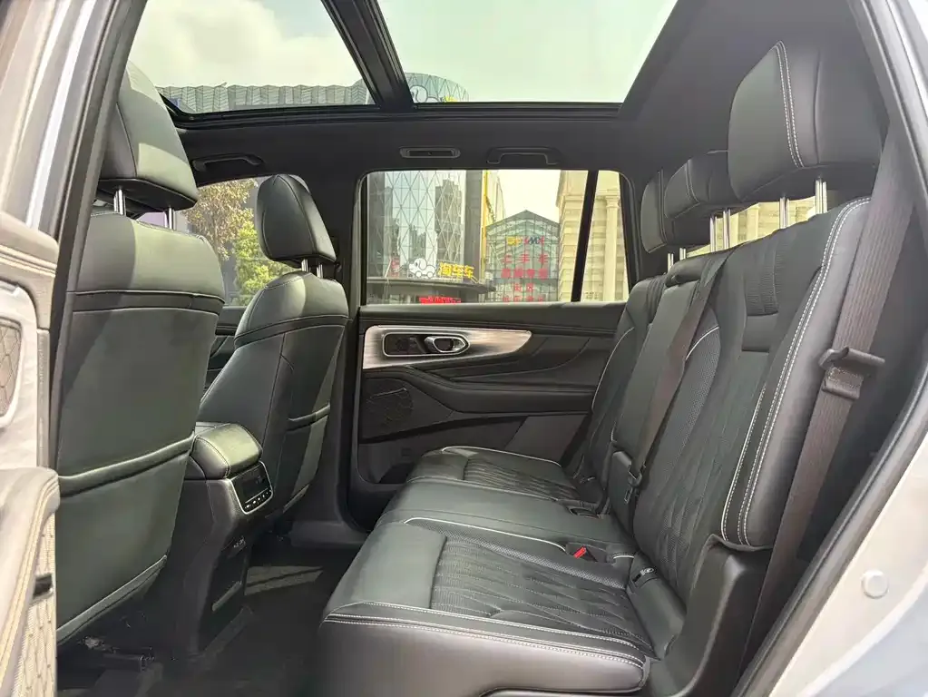GAC Motor Trumpchi GS8 — фото 4