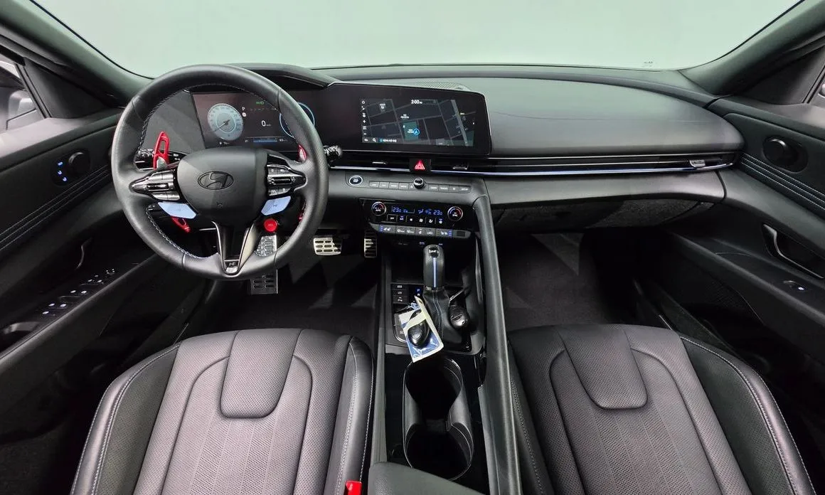 Hyundai AVANTE — фото 8