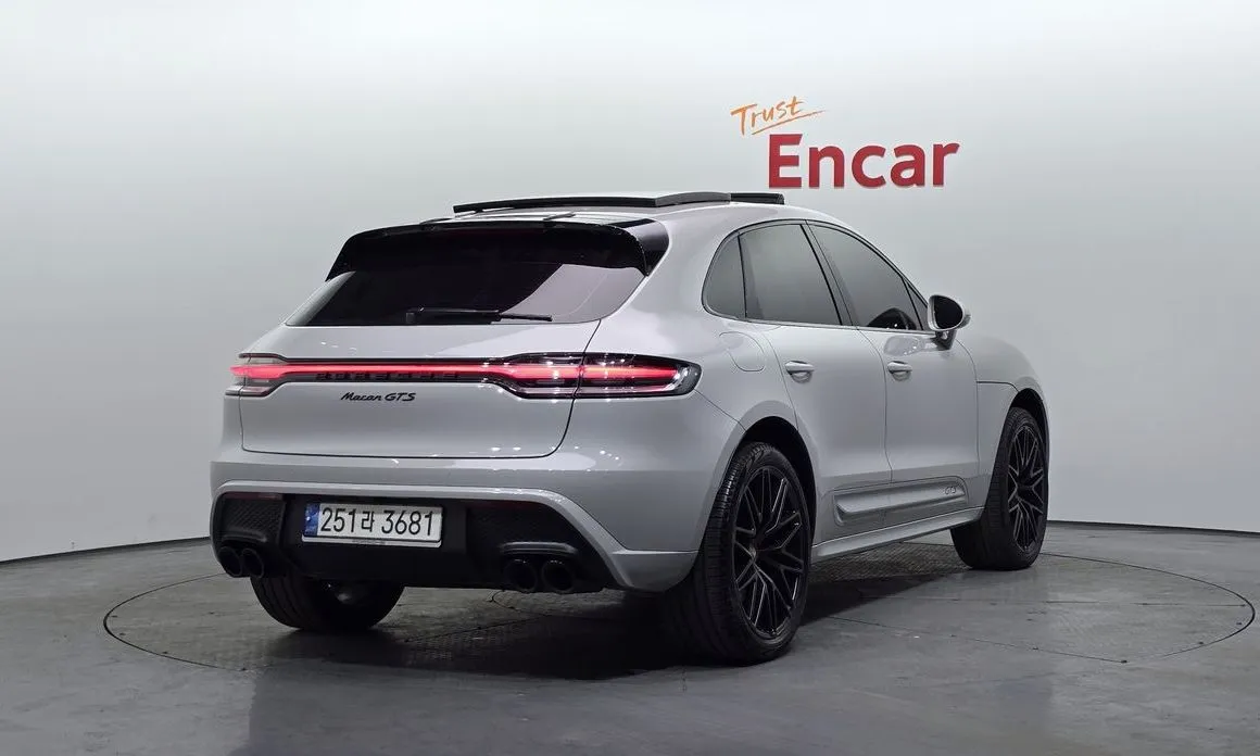 Porsche Macan — фото 4