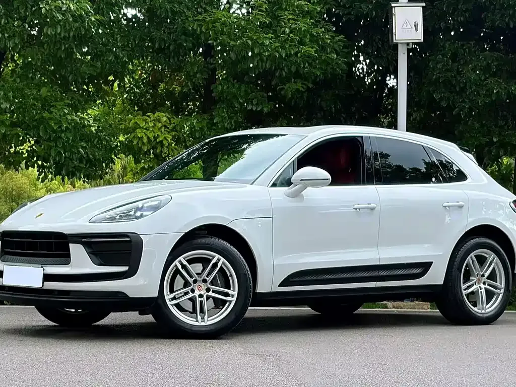 Porsche Macan — фото 1