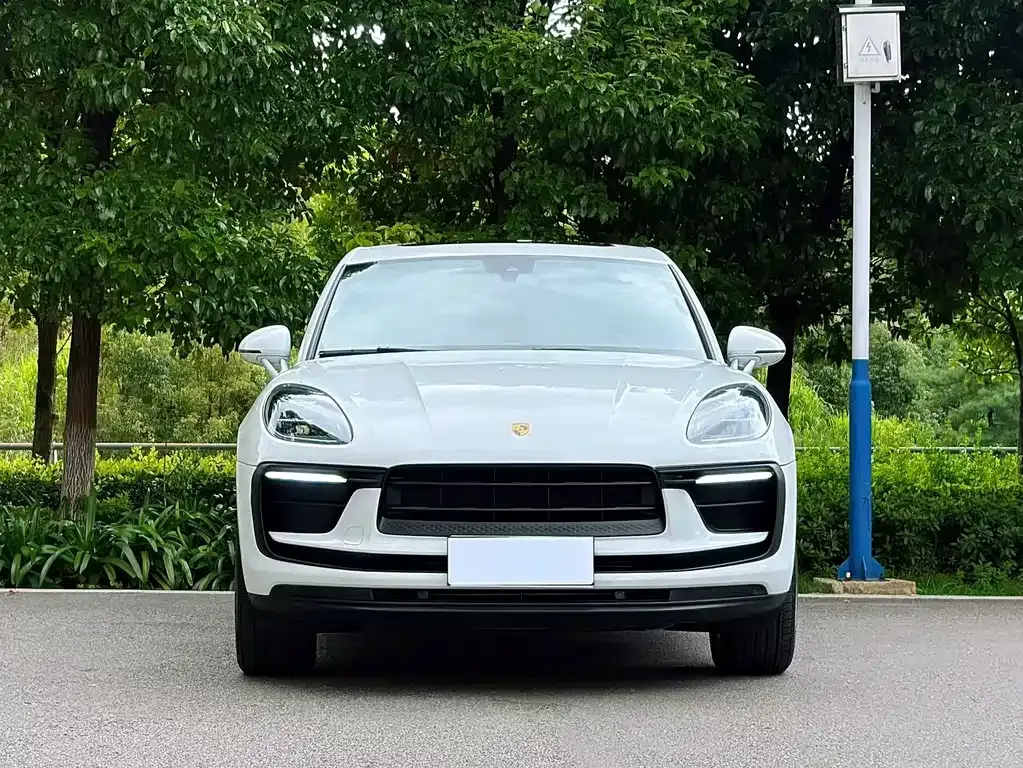 Porsche Macan — фото 5