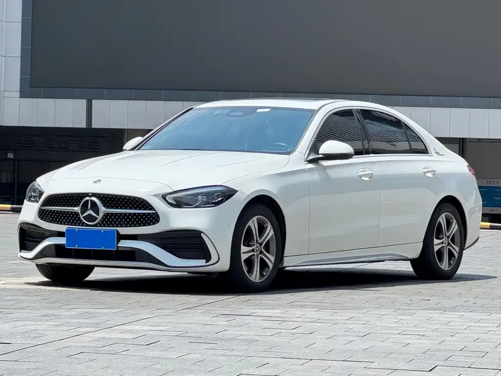 Mercedes-Benz C-Class — фото 6