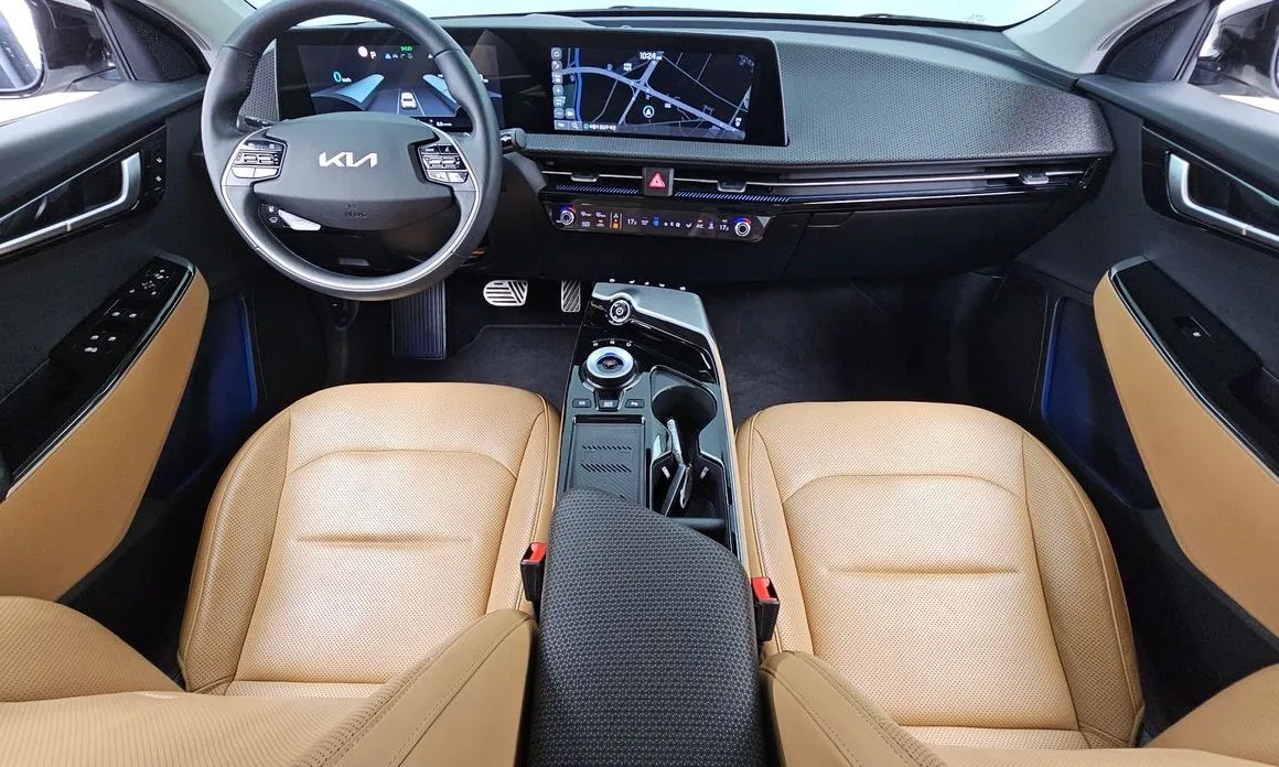 Kia EV6 — фото 10