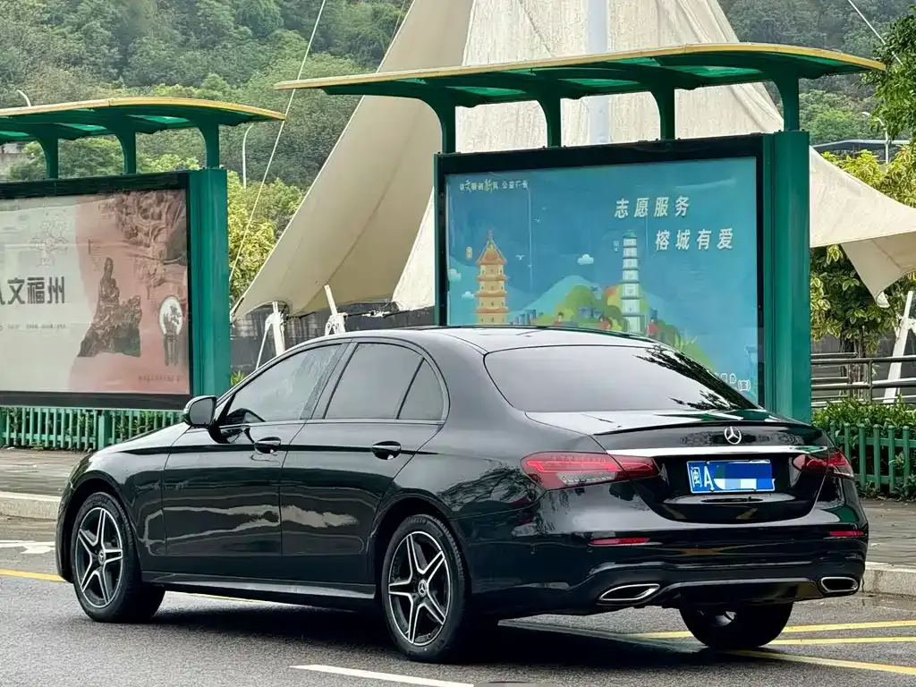 Mercedes-Benz E-Class (Import) — фото 6