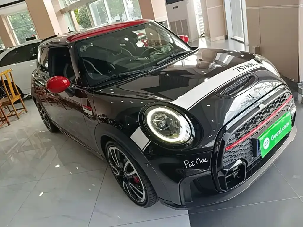 MINI JCW (John Cooper Works) — фото 4