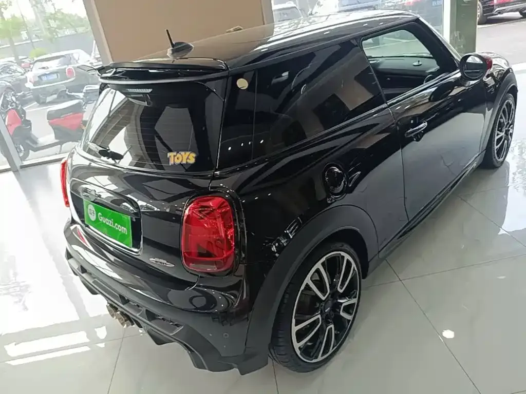 MINI JCW (John Cooper Works) — фото 10