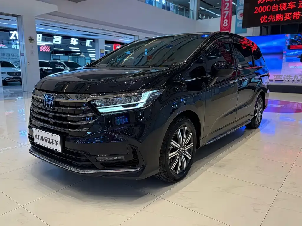 Honda Odyssey — фото 1
