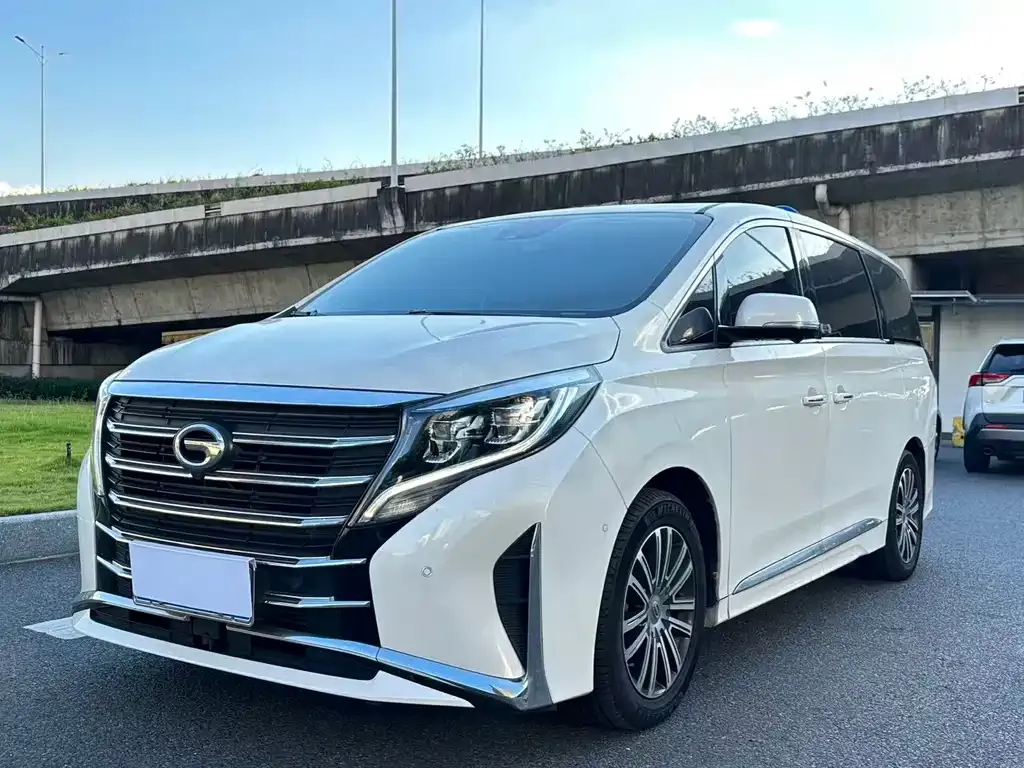 GAC Motor Trumpchi M8 — фото 1