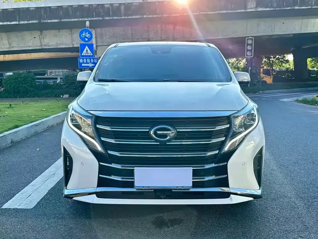 GAC Motor Trumpchi M8 — фото 8