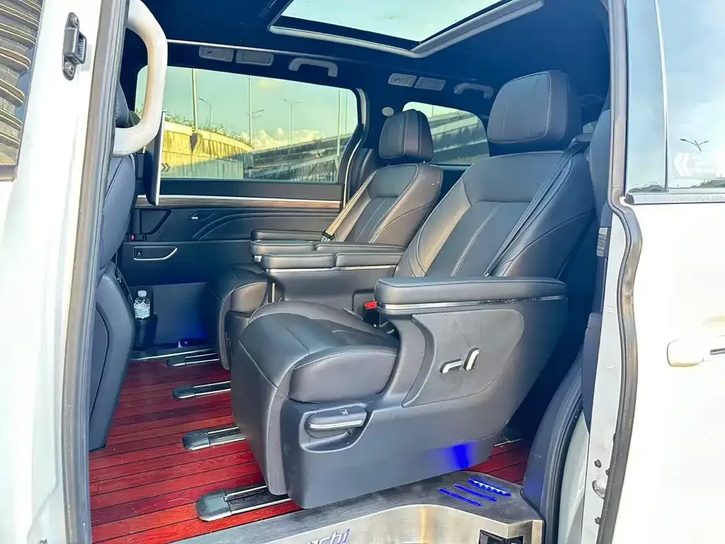 GAC Motor Trumpchi M8 — фото 10