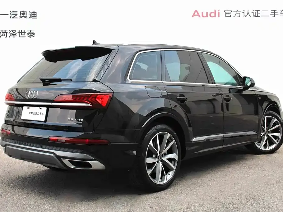 Audi Q7 — фото 7