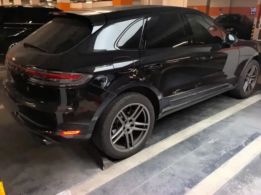 Porsche Macan — фото 10