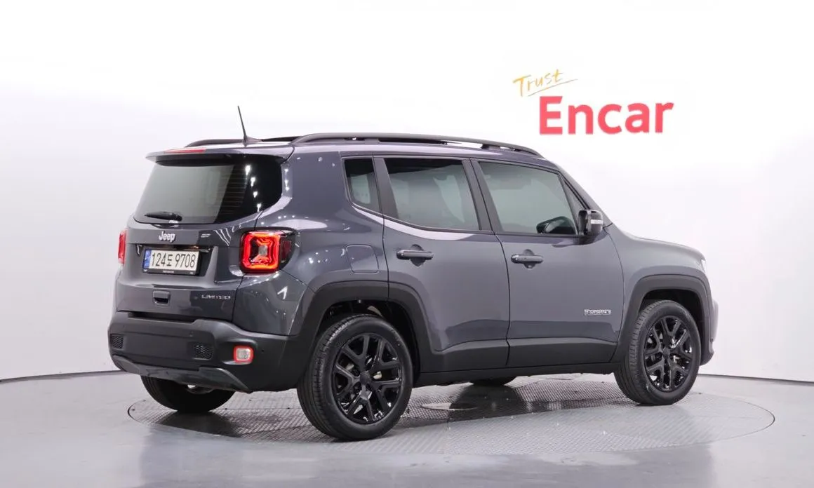 Jeep Renegade — фото 4