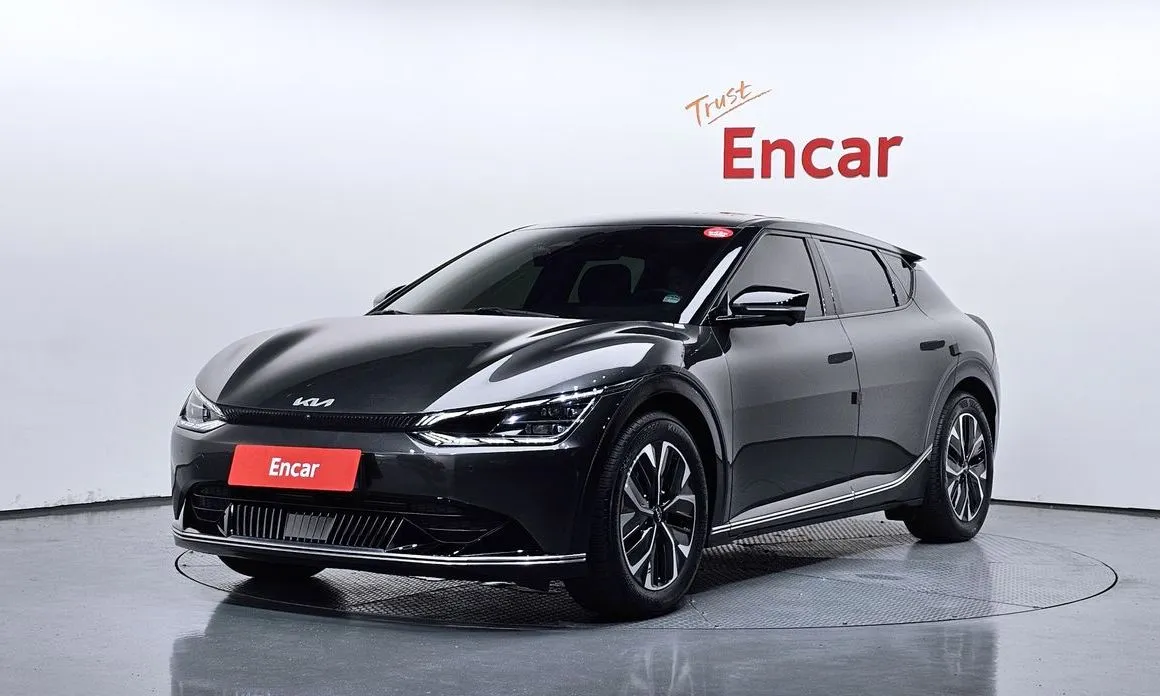 Kia EV6 — фото 1