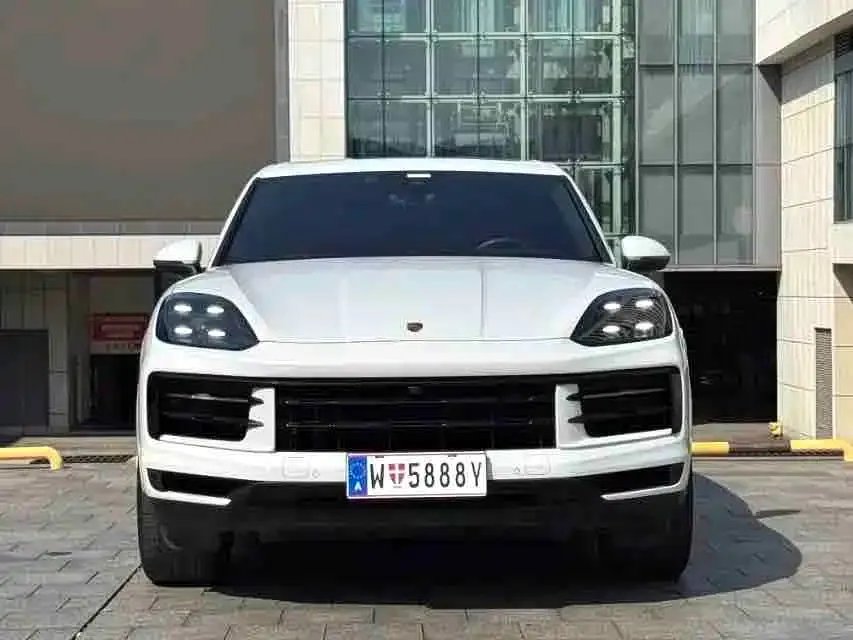 Porsche Cayenne — фото 4