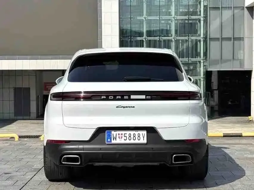 Porsche Cayenne — фото 9