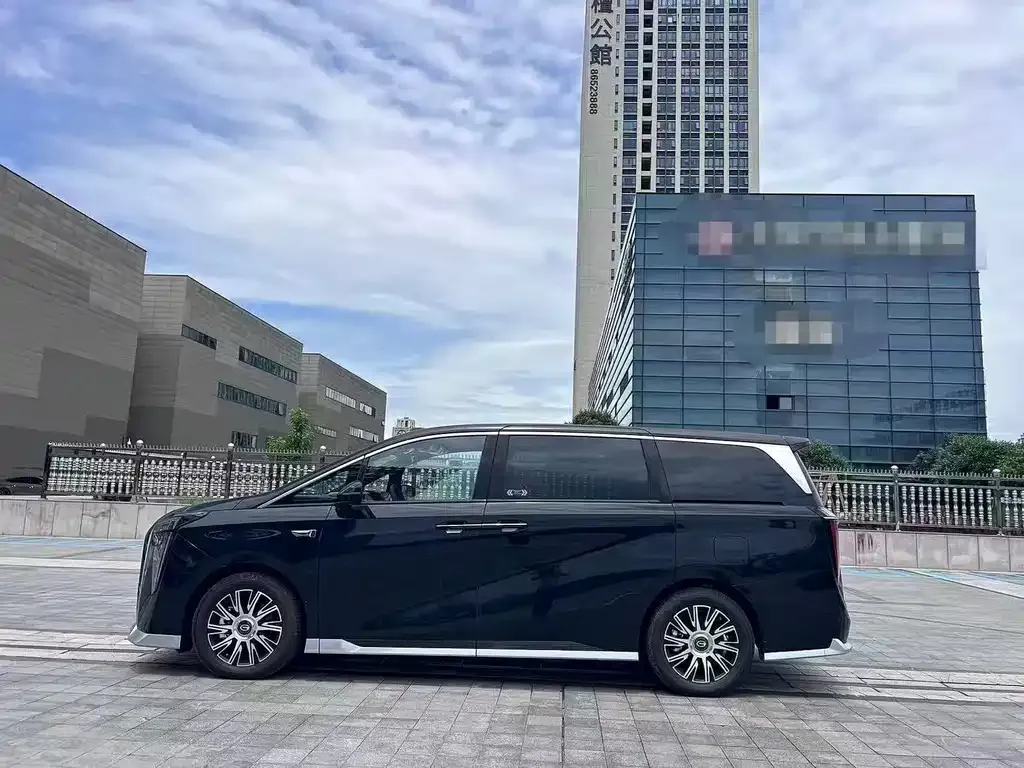 GAC Motor Trumpchi M8 — фото 2