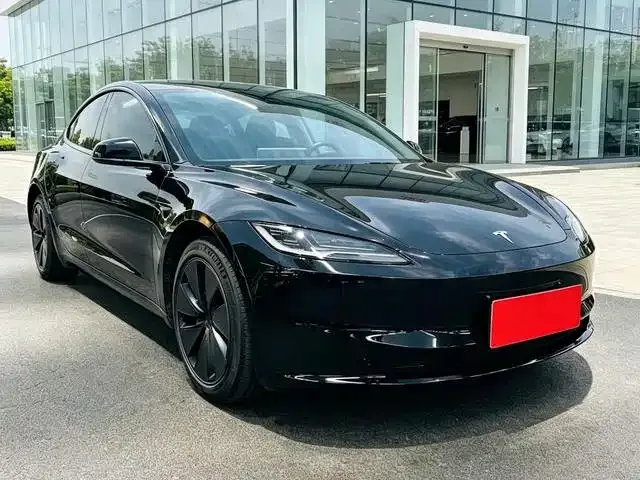 Tesla Model 3 — фото 7
