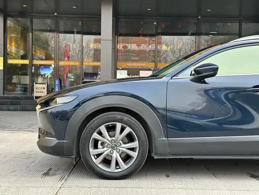 Mazda CX-30 — фото 5