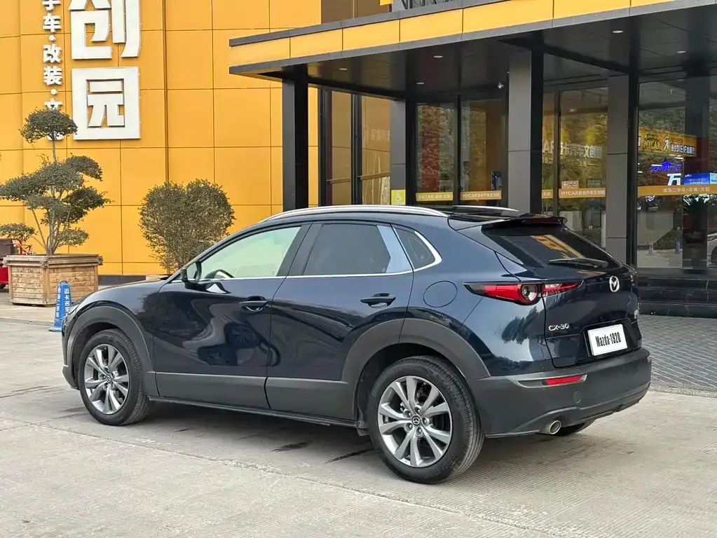 Mazda CX-30 — фото 8