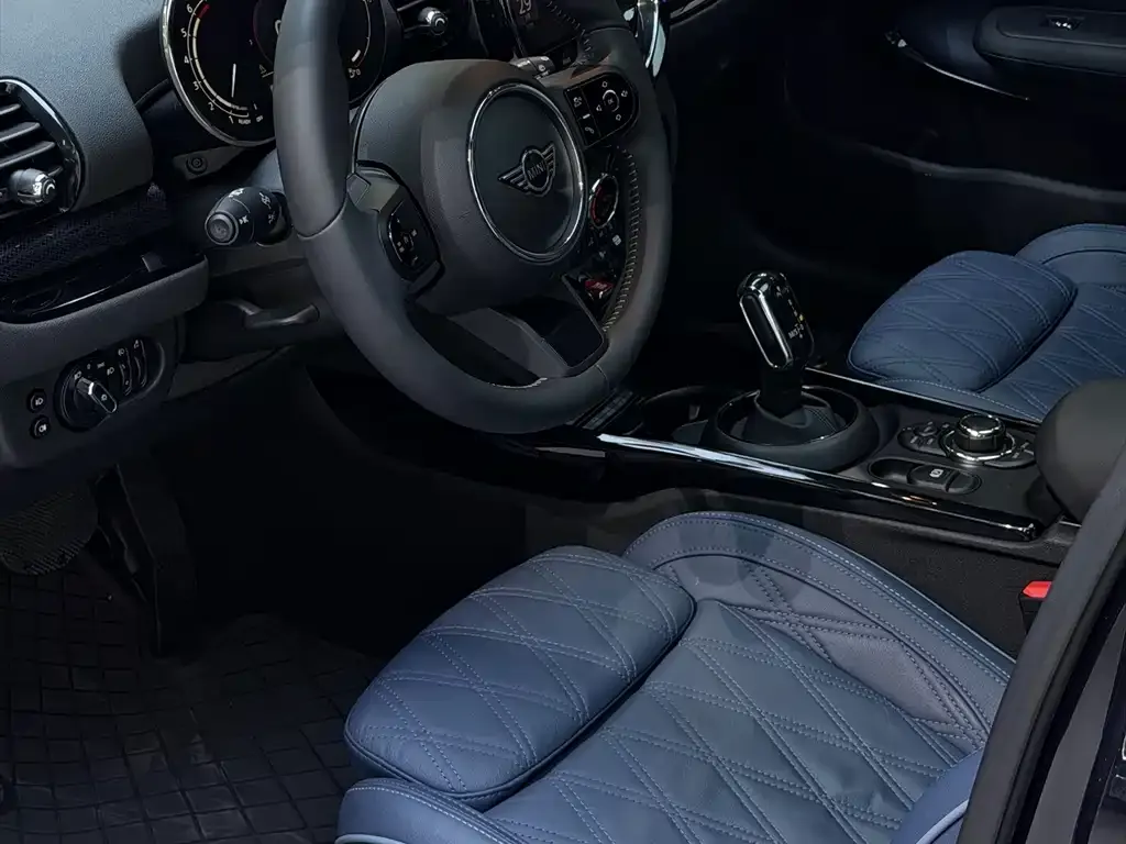 MINI Clubman — фото 7