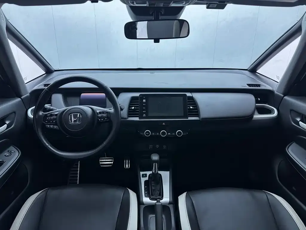 Honda Fit — фото 9