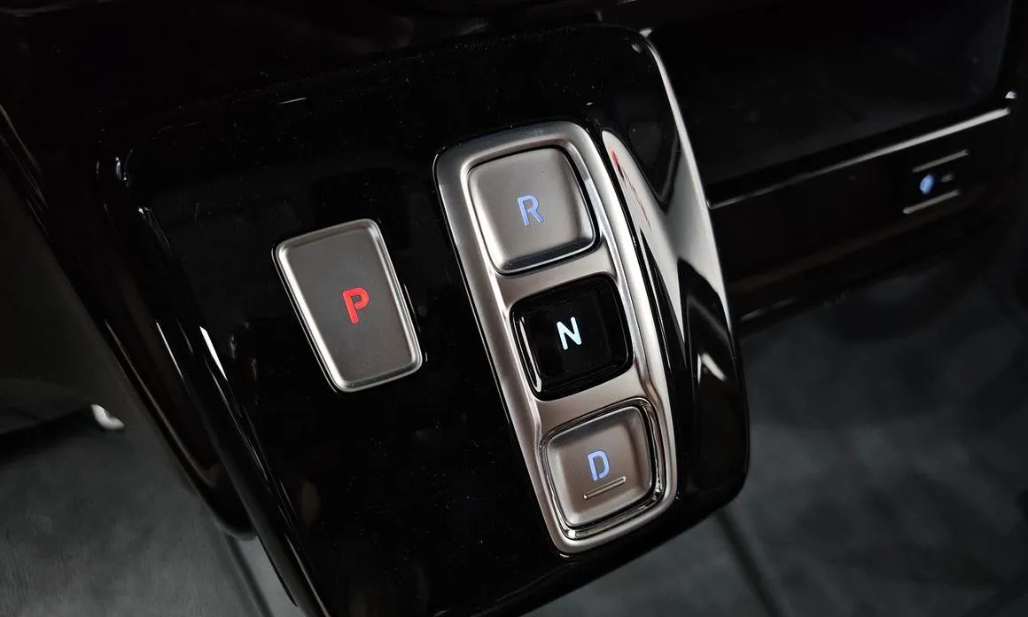 Hyundai Staria — фото 4