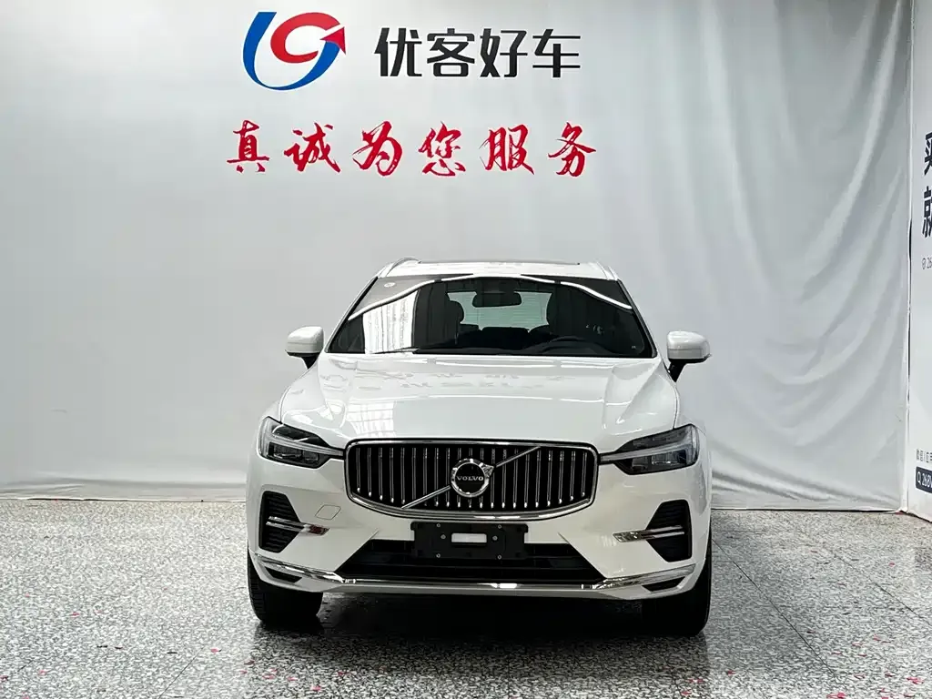 Volvo XC60 — фото 7