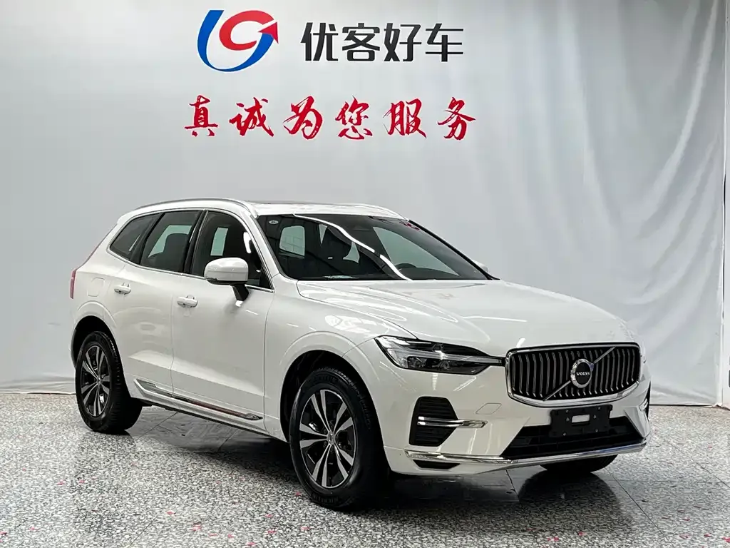 Volvo XC60 — фото 6