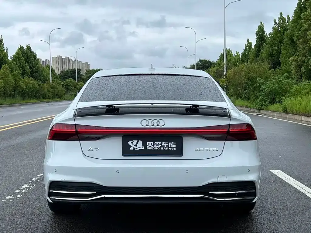 Audi A7 — фото 6