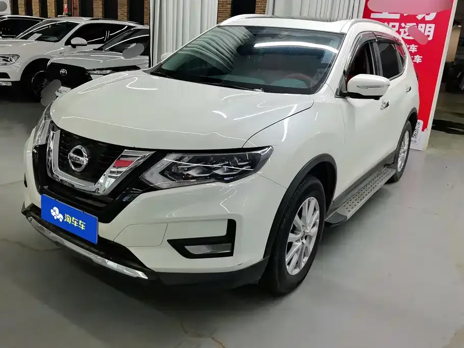 Nissan X-Trail — фото 1