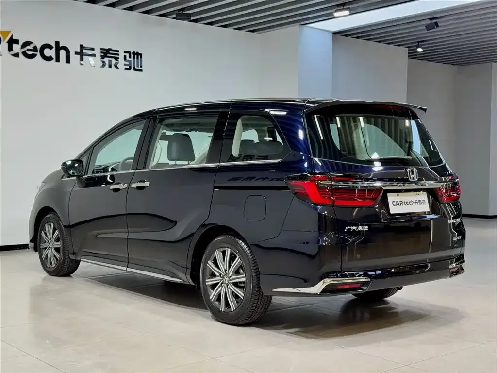 Honda Odyssey — фото 5