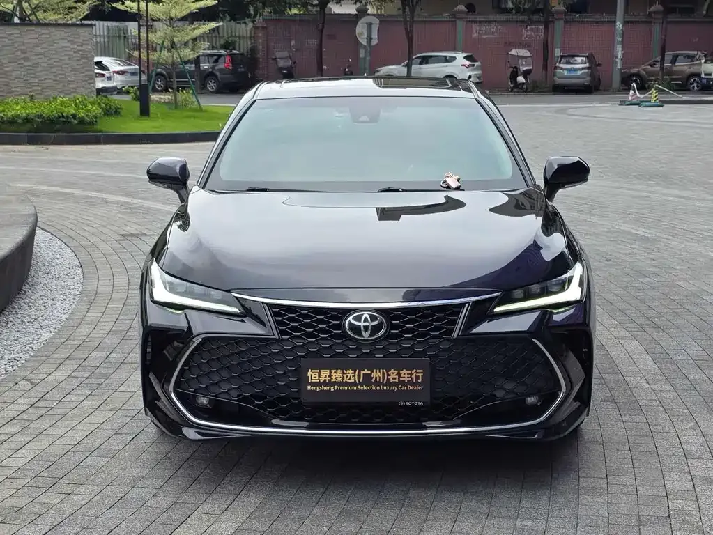 Toyota Avalon — фото 4