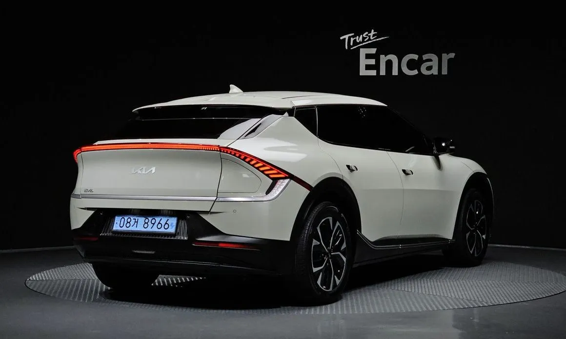 Kia EV6 — фото 3