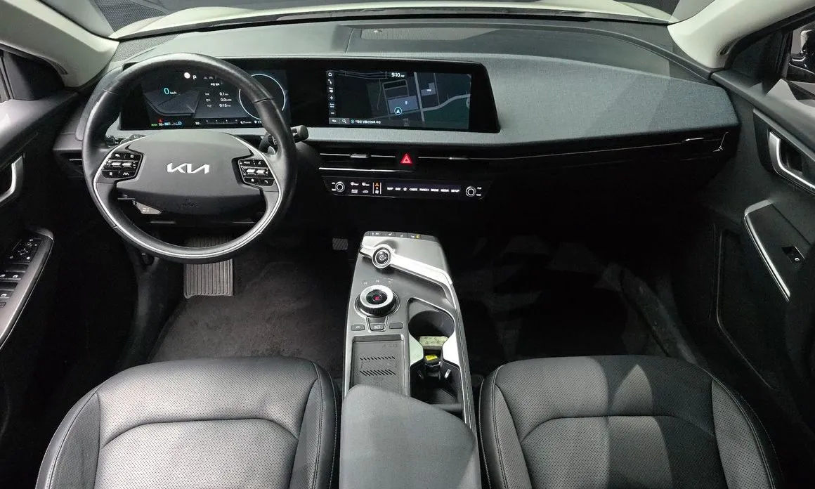 Kia EV6 — фото 8