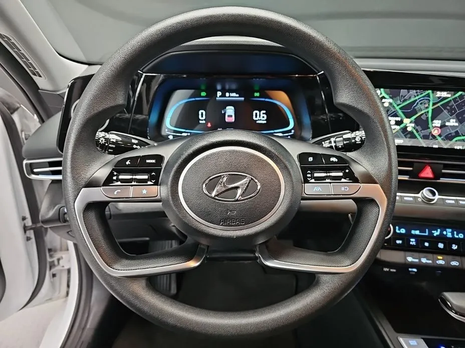 Hyundai AVANTE — фото 9