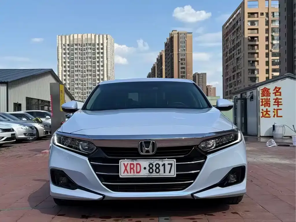 Honda Accord — фото 4