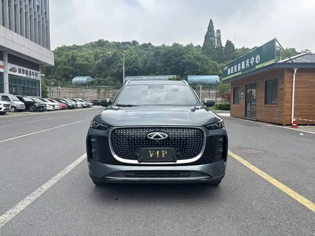 Chery Tiggo 8 PLUS — фото 1