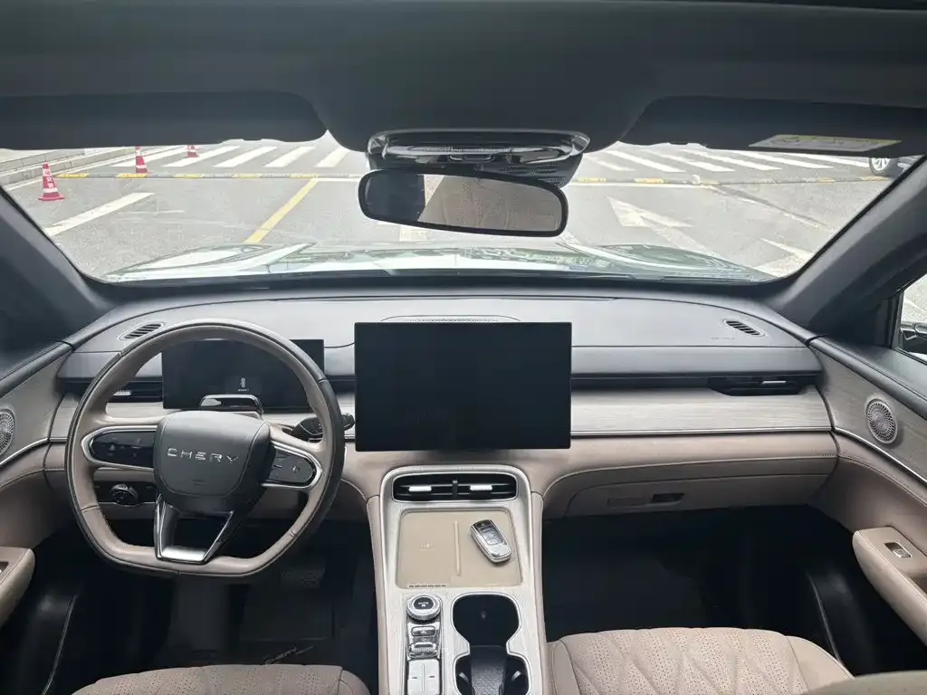 Chery Tiggo 8 PLUS — фото 7