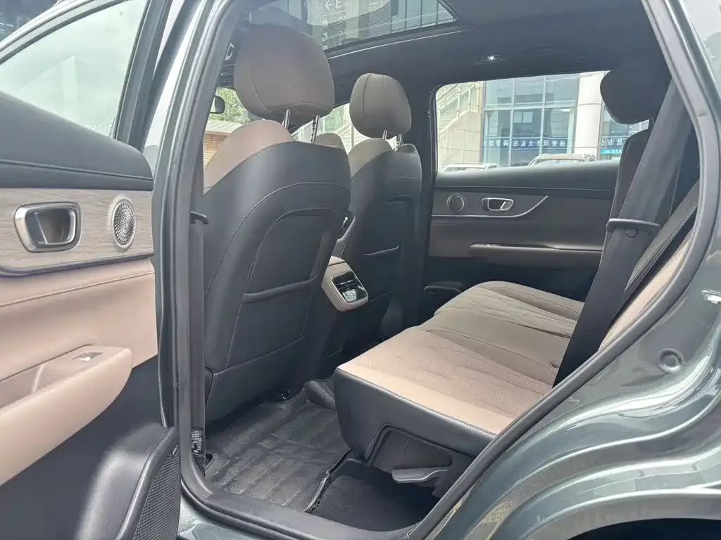 Chery Tiggo 8 PLUS — фото 3