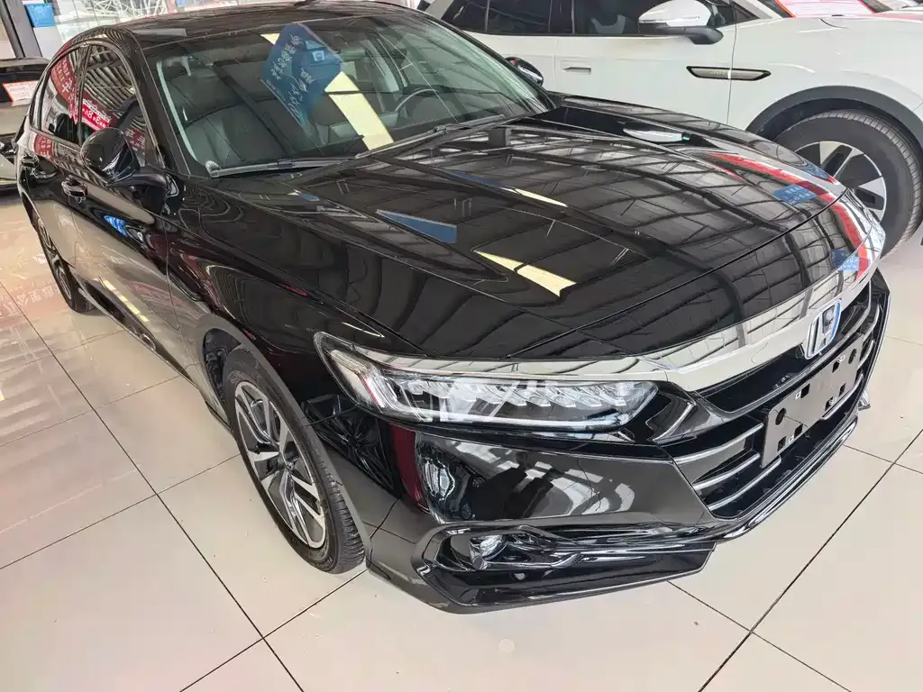 Honda Accord — фото 5