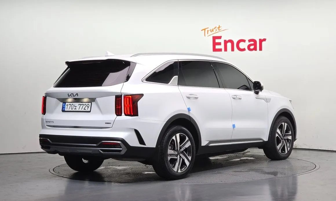 Kia Sorento — фото 9
