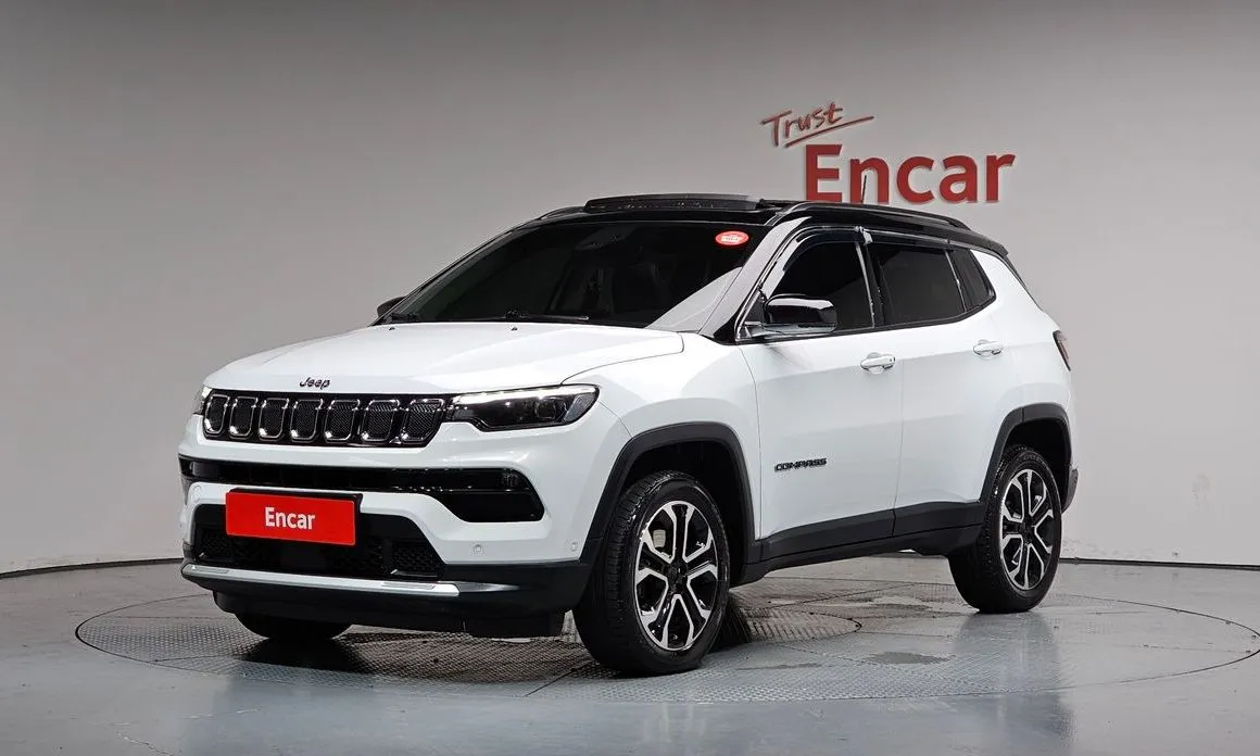 Jeep Compass — фото 1