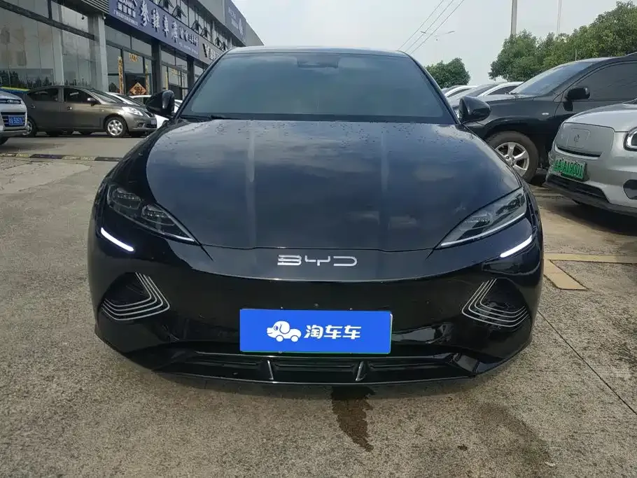 BYD Seal — фото 4